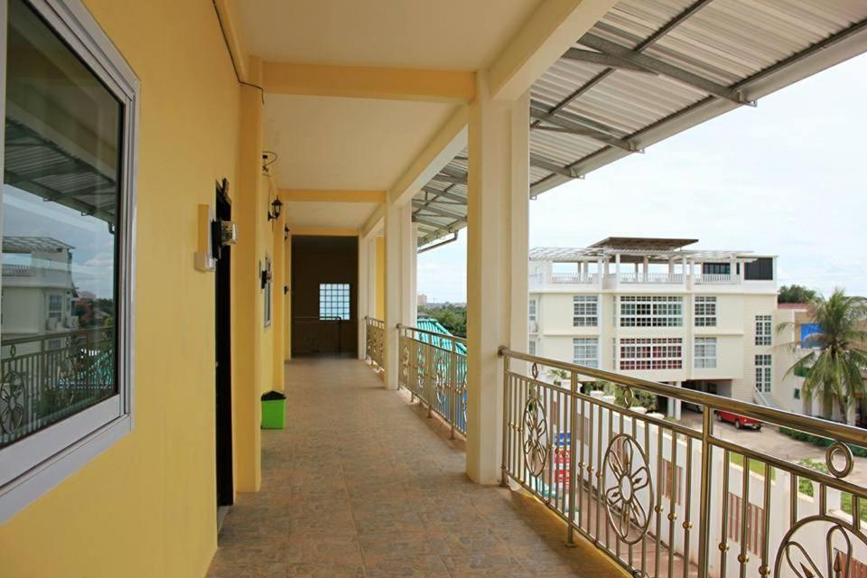 Apartment Thidathip Βιεντιάν Εξωτερικό φωτογραφία