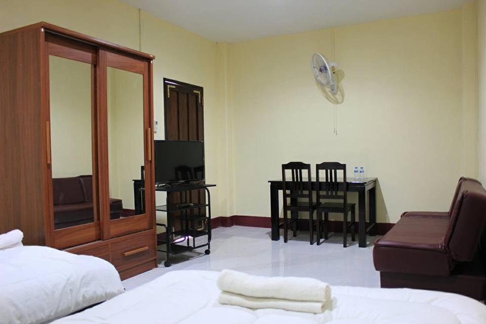 Apartment Thidathip Βιεντιάν Εξωτερικό φωτογραφία